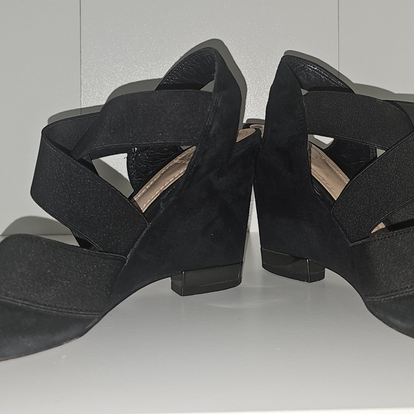 Tory Burch Black Debbie Wedge Suede Strappy Heels Size 7 1/2 - Picture 7 of 13